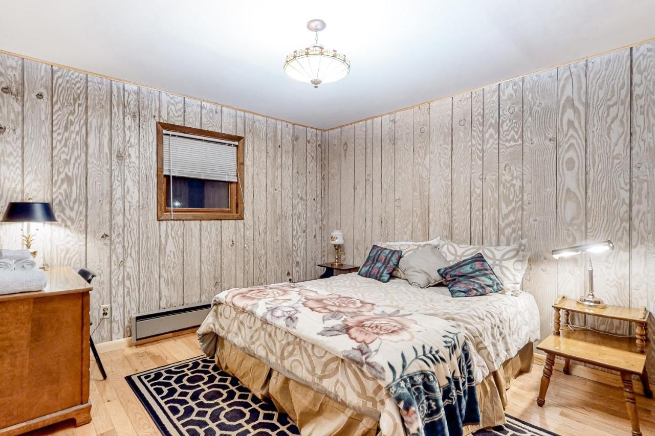 Harmony - Pineknoll Drive Retreat *